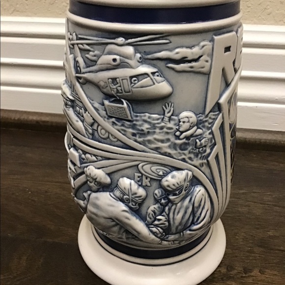 Vintage Avon rescue workers beer Stein, detailed! - Picture 7 of 13